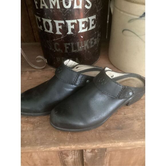 ARIAT Santa Cruz Slingback Mules Clogs Sz 7B Black Leather - Picture 1 of 9
